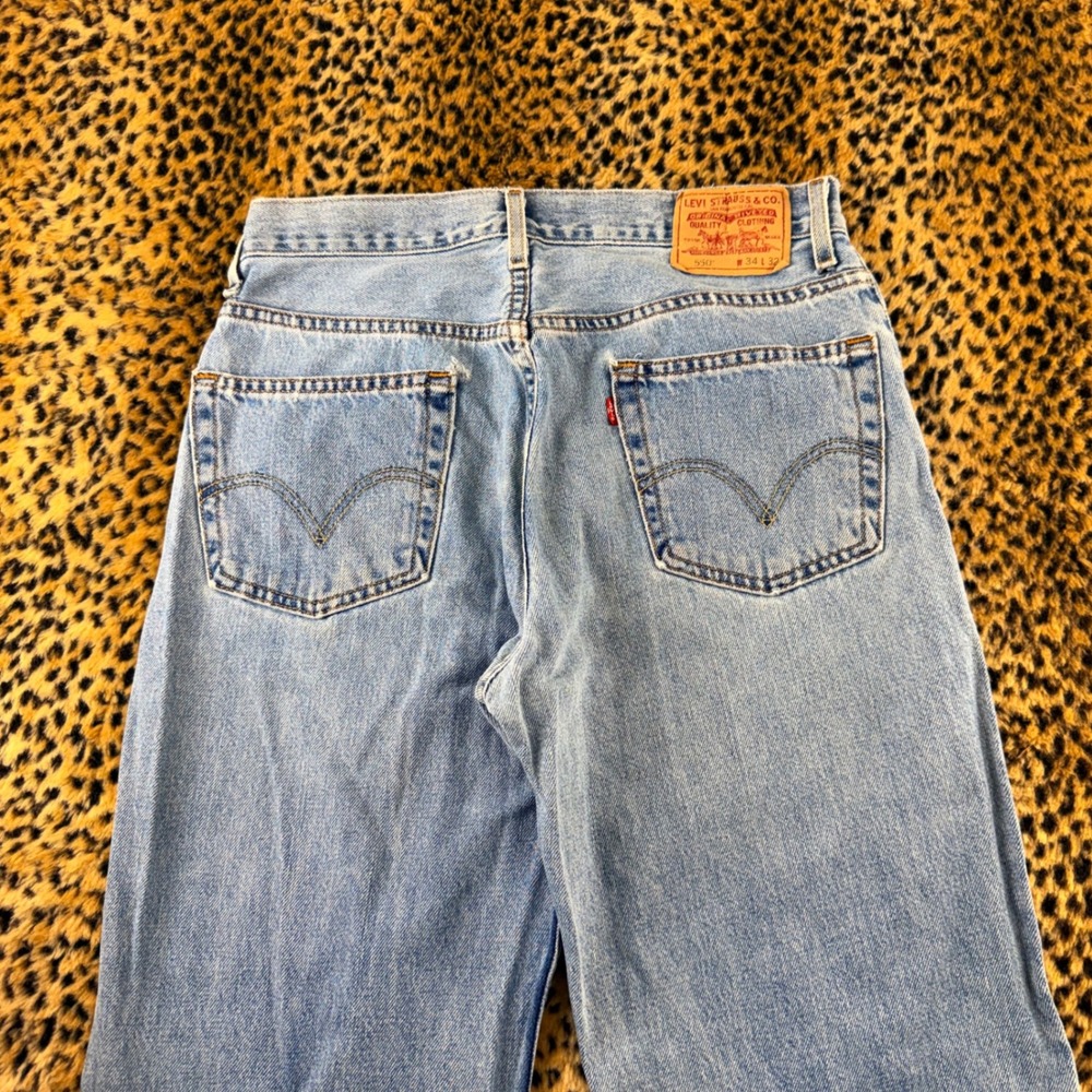 Levi 550 Relaxed Fit Jeans Mens 34x32 Light Wash Vintage 2000s Denim Pants